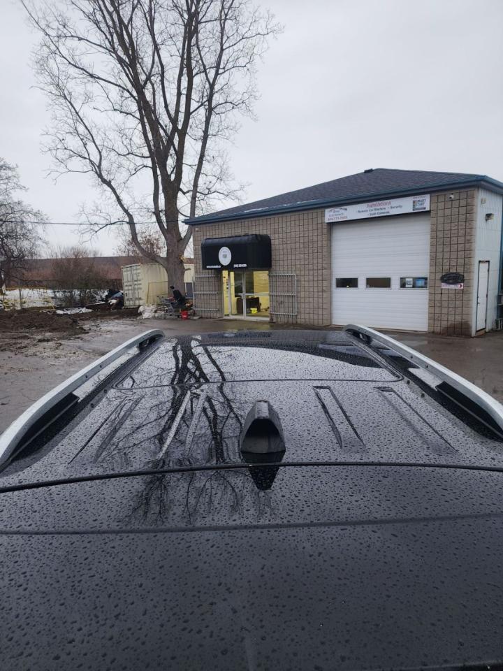 2020 Chevrolet Equinox LT l Clean Carfax l AWD l Remote Start l Low KM