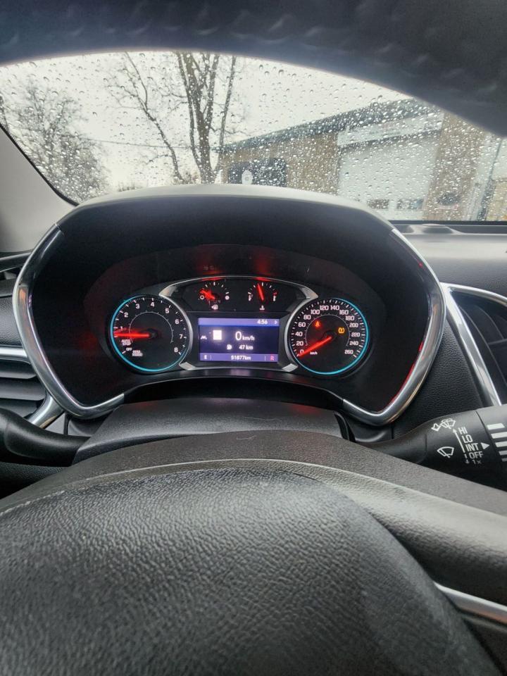 2020 Chevrolet Equinox LT l Clean Carfax l AWD l Remote Start l Low KM