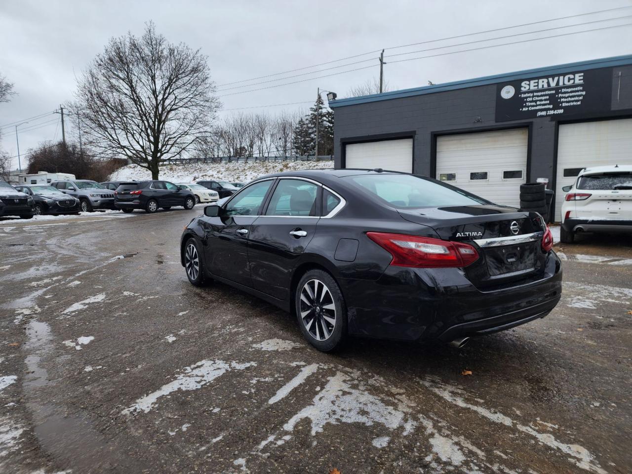 2018 Nissan Altima SV l Heated Seats l Remote Start l Reverse Cam