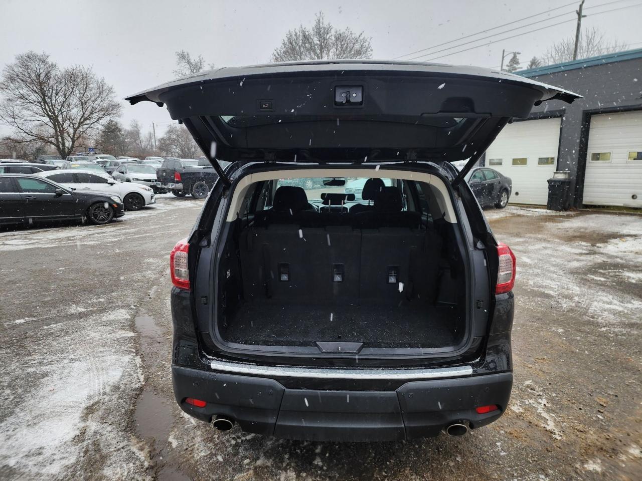 2019 Subaru ASCENT Touring l Clean Carfax l 7 Seater l Mint Condition