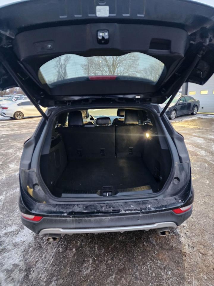 2018 Lincoln MKC Reserve l LOW KM l AWD l Remote Start l