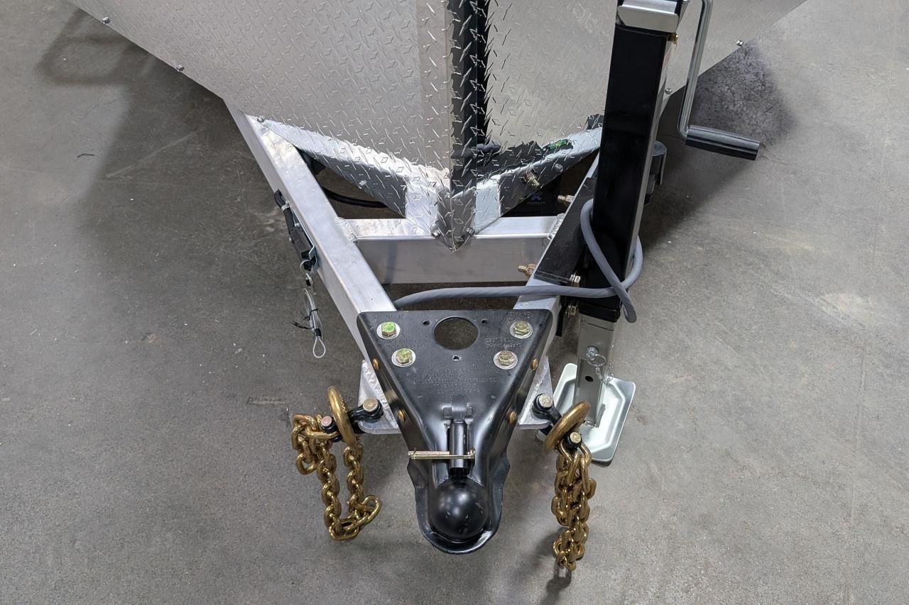 2025 Canadian Trailer Company 7x16 V-Nose Cargo Trailer Jump Door Model Photo16