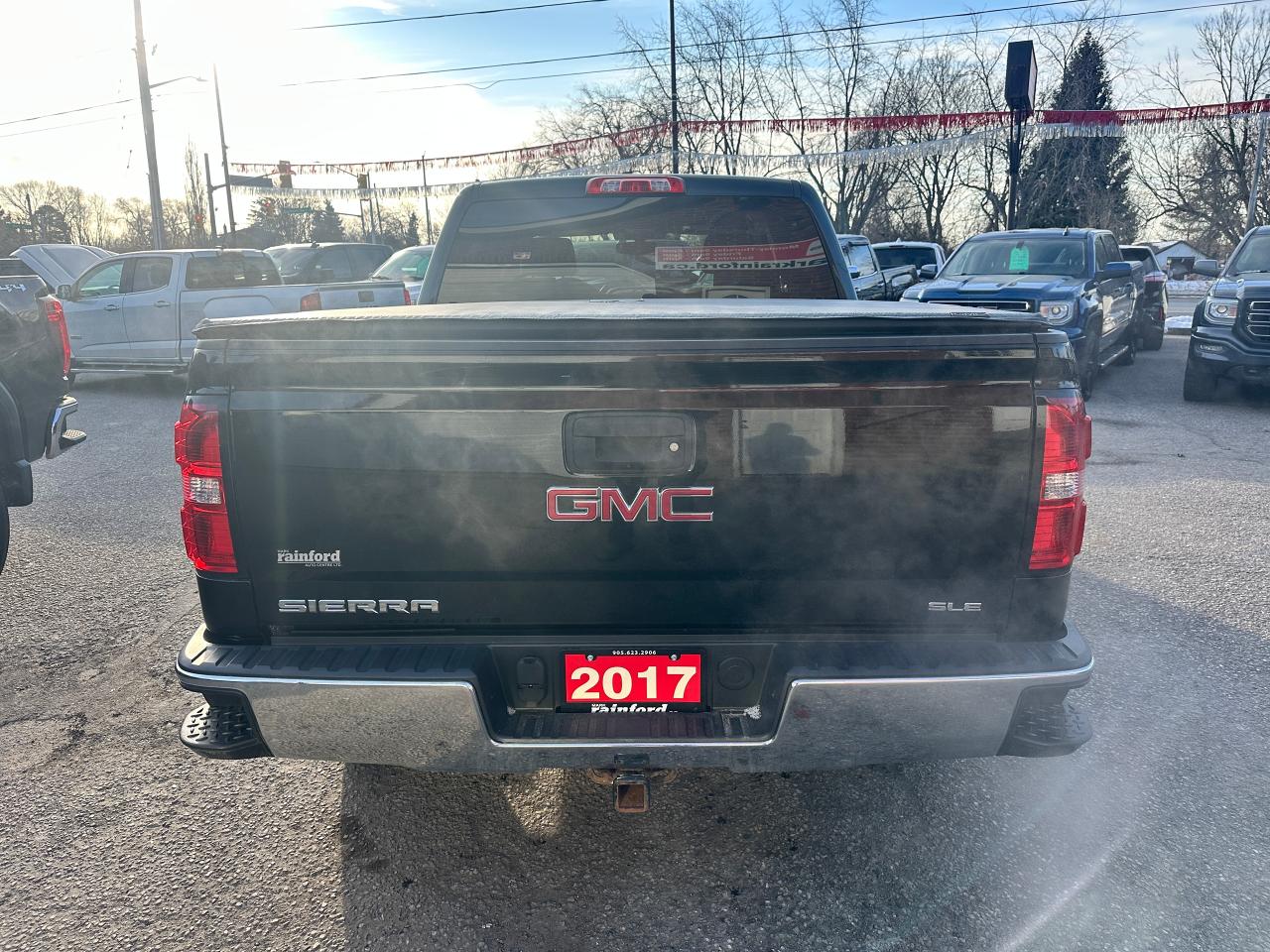 2017 GMC Sierra 1500 SLE CREW 4x4 5.3 V8 FM/XM Backup Cam A/C CarPlay Photo3