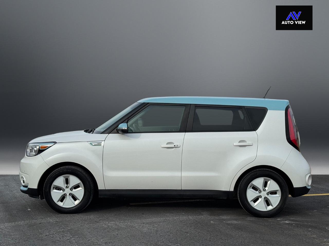 2016 Kia Soul EV Luxury **FULLY ELECTRIC** Photo