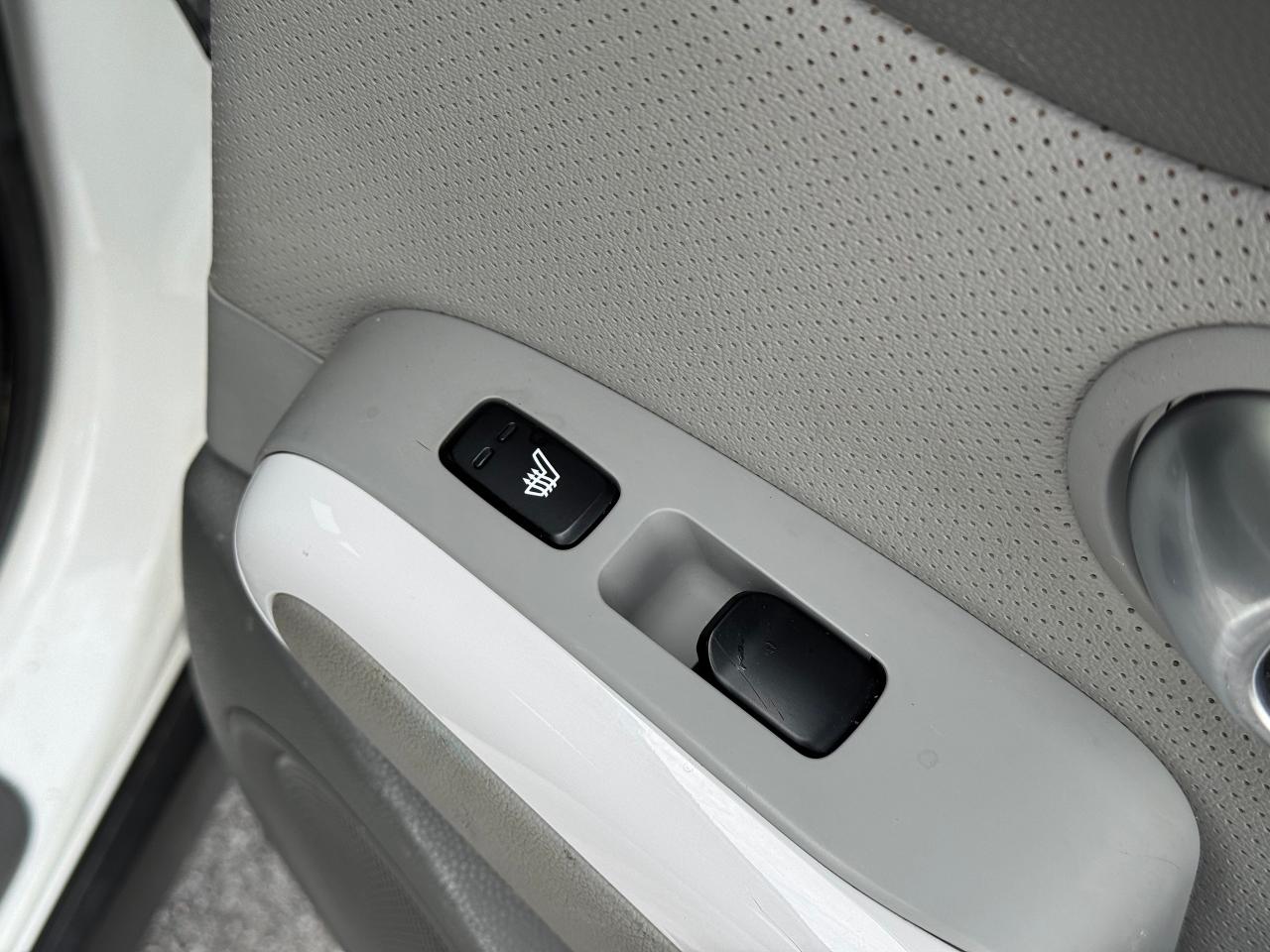 2016 Kia Soul EV Luxury **FULLY ELECTRIC** Photo