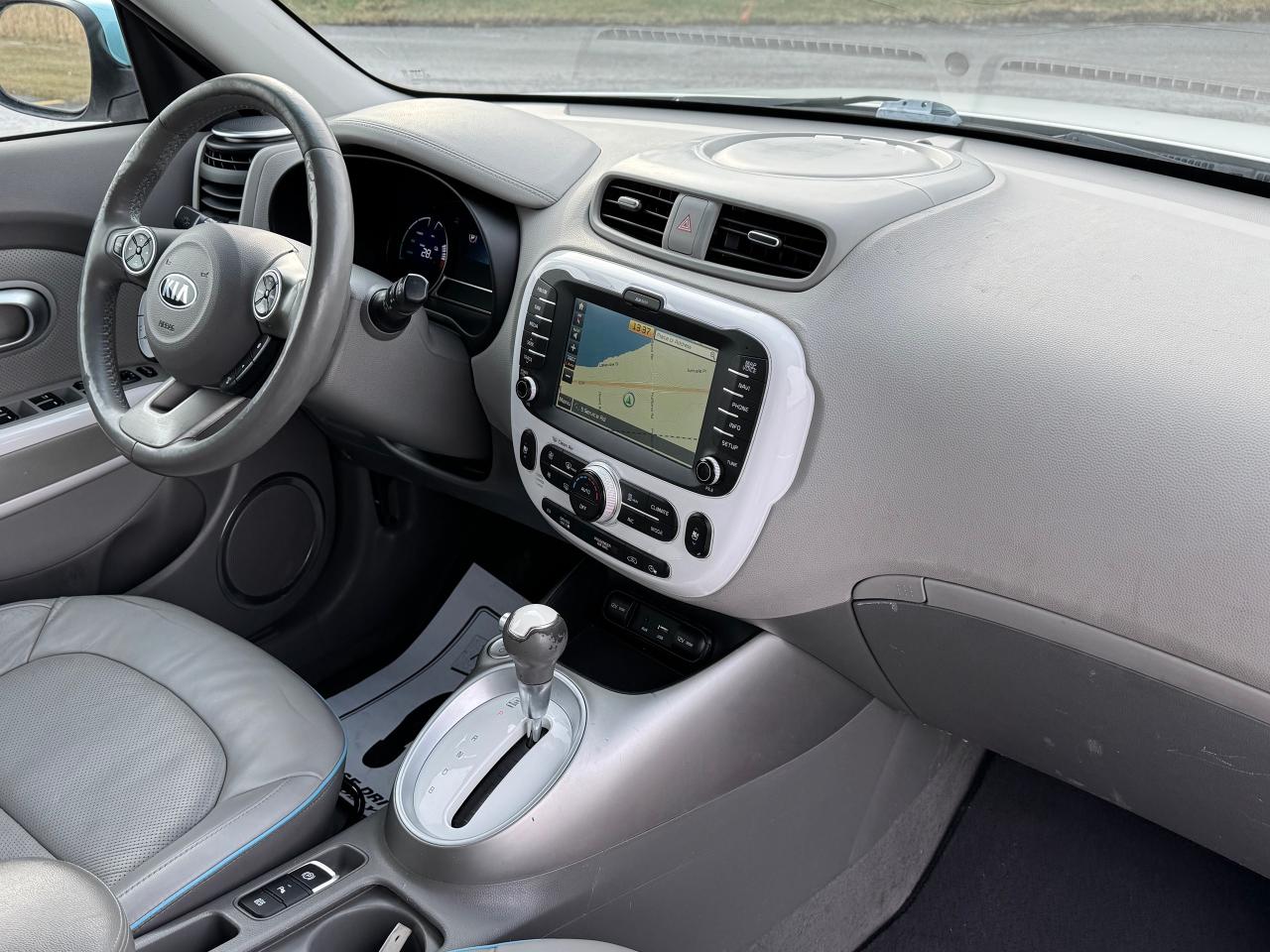 2016 Kia Soul EV Luxury **FULLY ELECTRIC** Photo