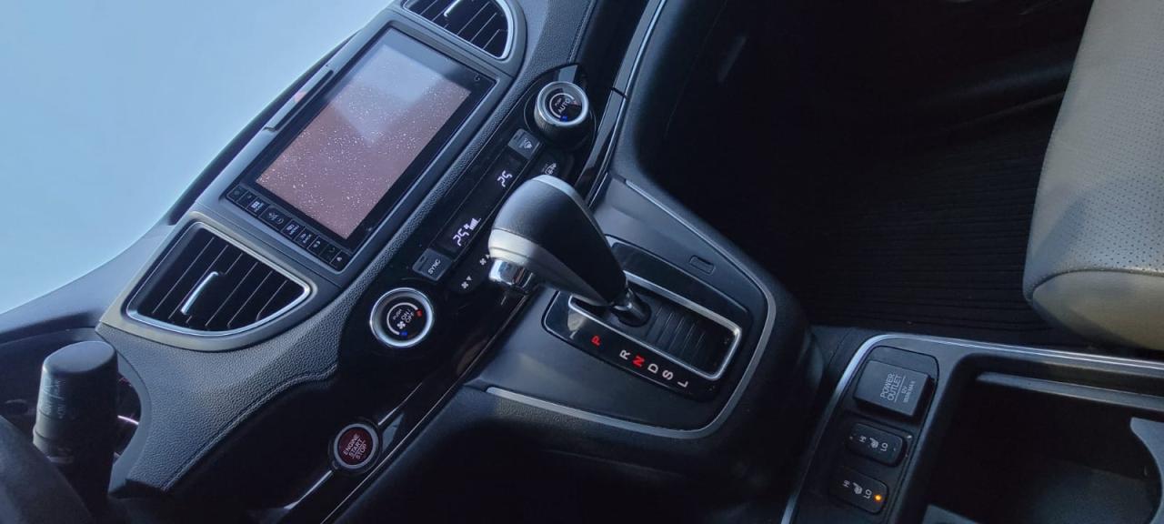 2016 Honda CR-V Touring Photo