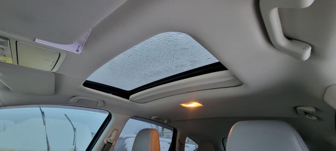 2016 Honda CR-V Touring Photo