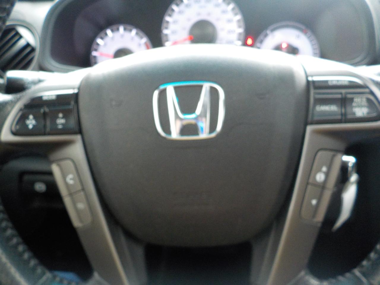 2015 Honda Pilot Touring Photo