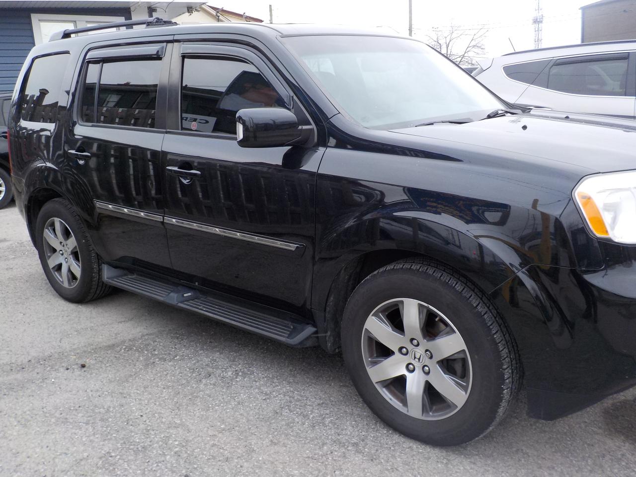 2015 Honda Pilot Touring Photo2