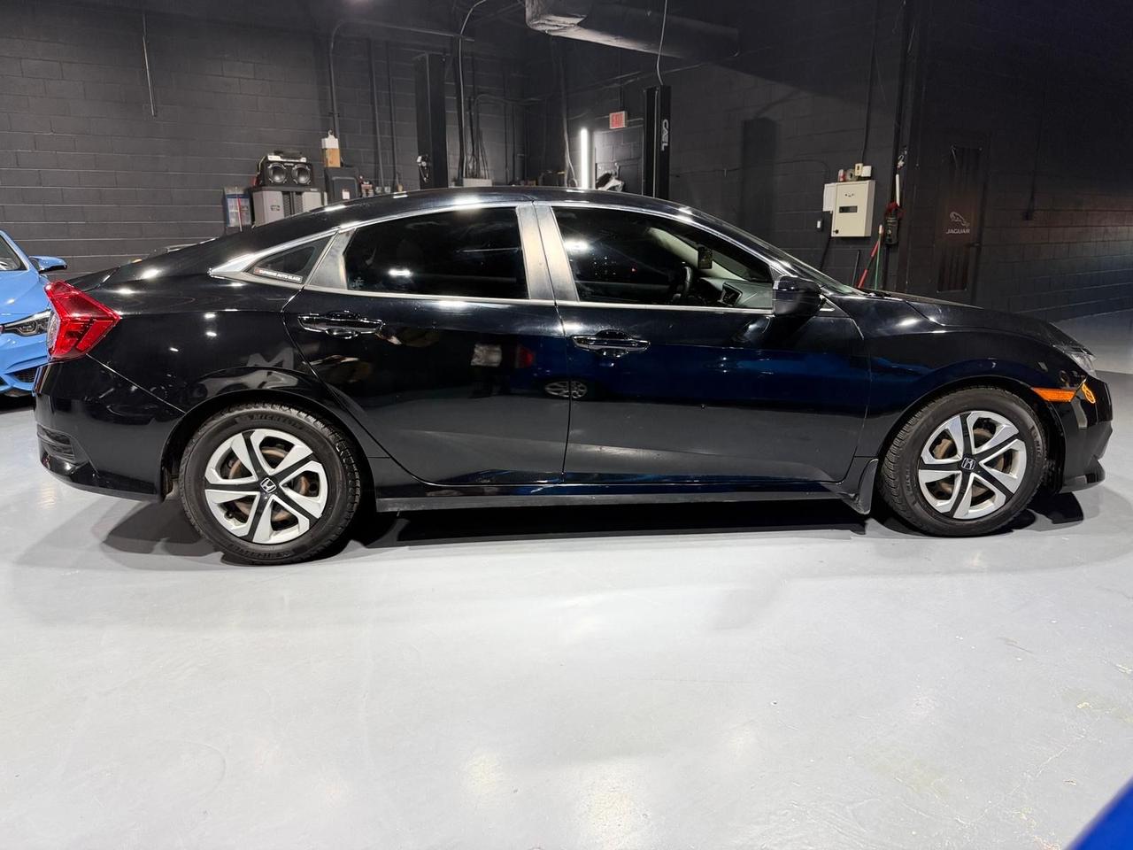 2018 Honda Civic LX Photo