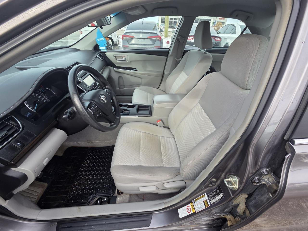 2015 Toyota Camry LE, SEDAN, AUTO, 4 CYL, 187KMS, RELIABLE, CERT Photo