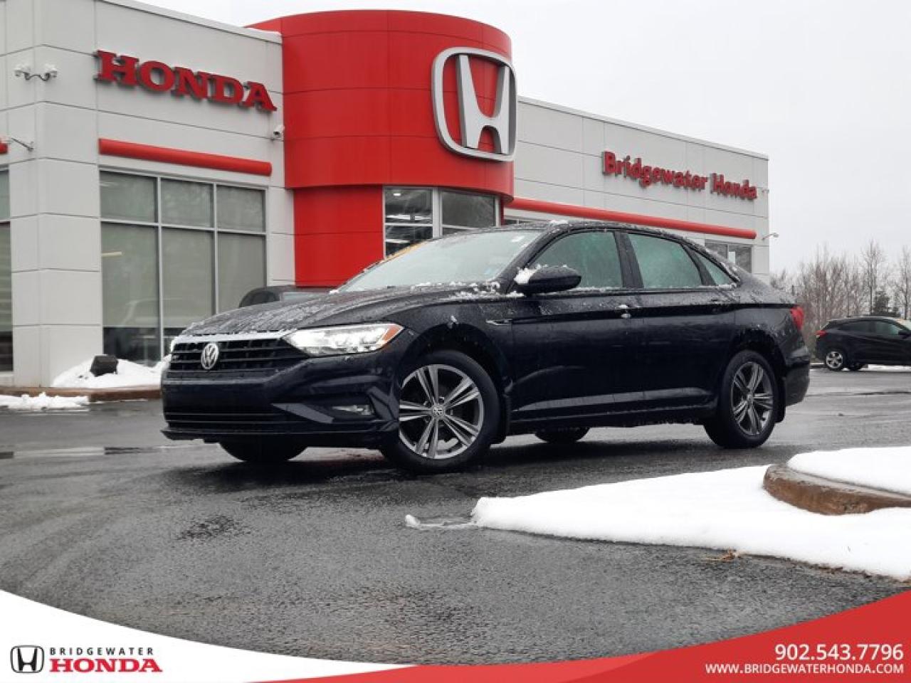 Compact Cars, Highline Auto, 8-Speed Manual w/OD, Intercooled Turbo Regular Unleaded I-4 1.4 L/85