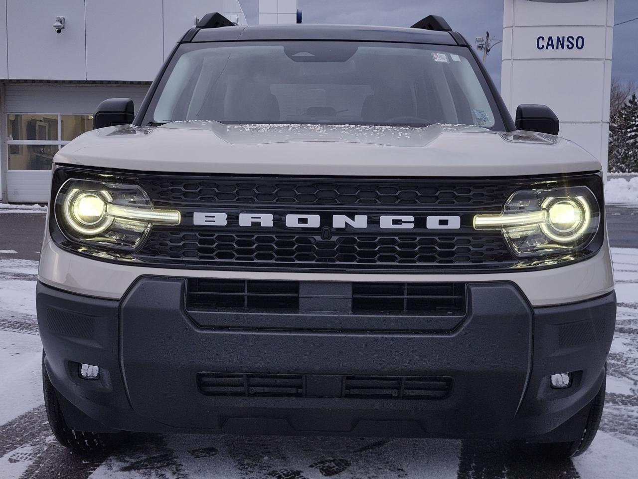 2025 Ford Bronco Sport Outer Banks 4x4 Photo1