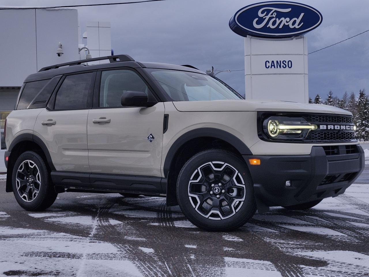 2025 Ford Bronco Sport Outer Banks 4x4 Photo0