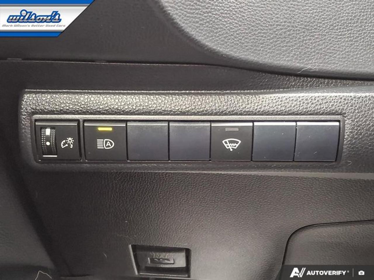 2020 Toyota Corolla Hatchback | Heated Seats | Radar Cruise | CarPlay | Rear Cam | and More ! Photo