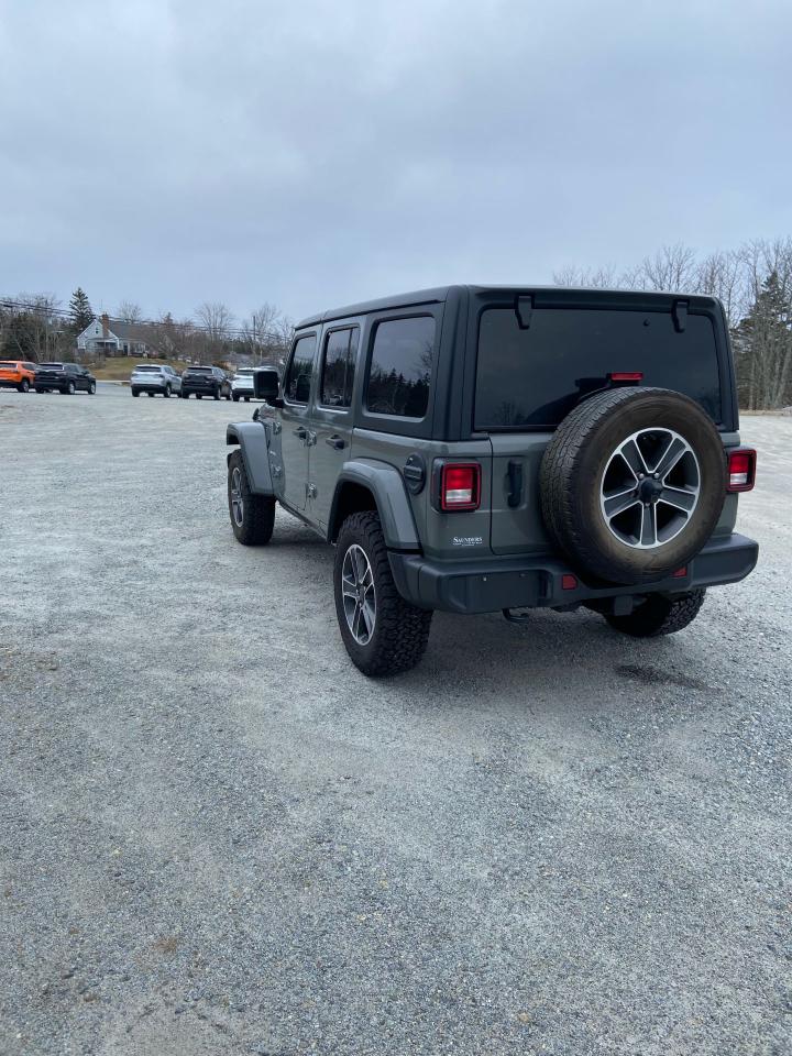 2023 Jeep Wrangler Sahara Photo5