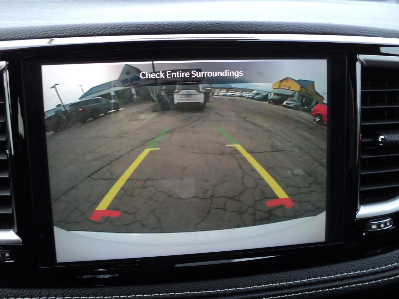 2024 Chrysler Pacifica TOURING-L FWD 3.6L6cyl PanoramicRoof HeatedSeats Photo