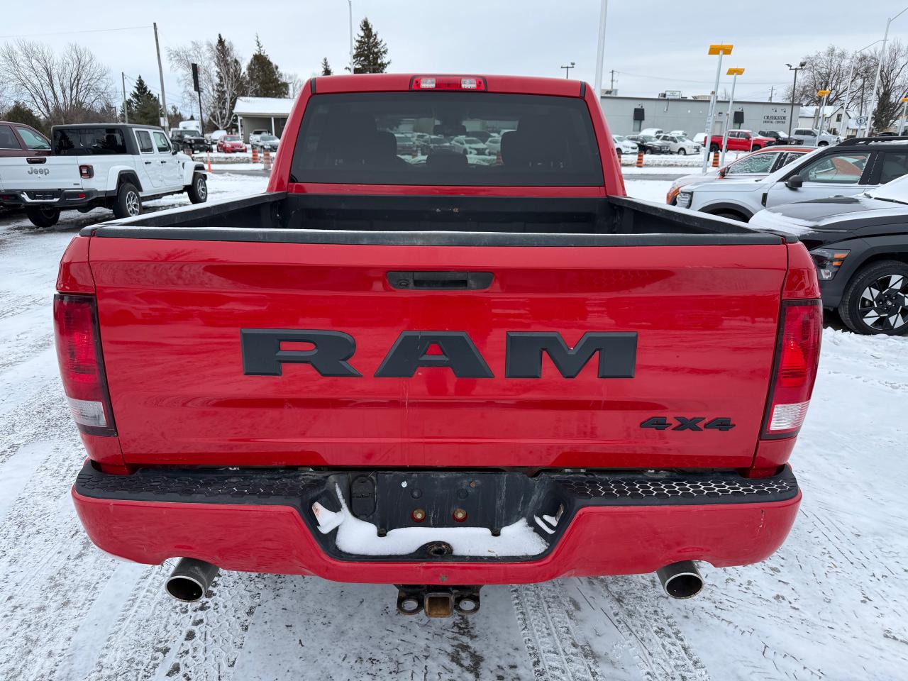 2021 RAM 1500 Classic Tradesman Heated Steering and Seats! AutoStart! Photo3