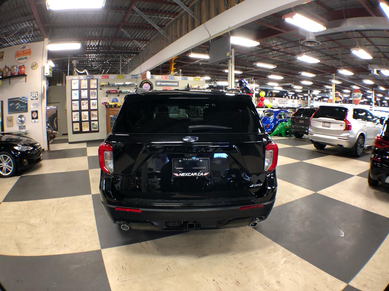 2023 Ford Explorer ST-LINE 4WD 7 PASS LEATHER PAN/ROOF NAV B/SPOT CAM Photo4