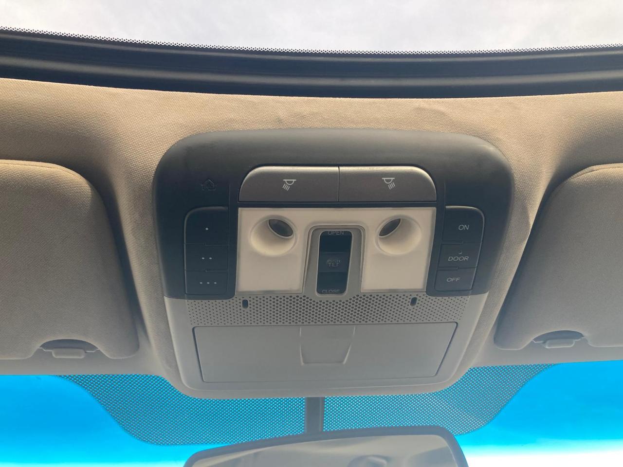 2012 Acura TL w/Tech Pkg NAVIGATION CAMERA NO ACCIDENT B-TOOTH Photo