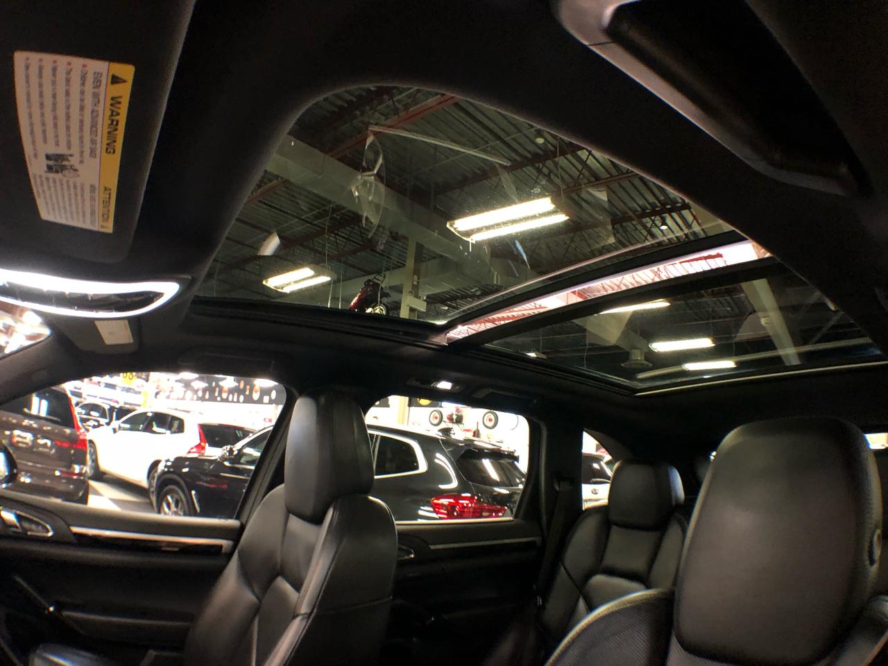 2018 Porsche Cayenne S AWD LEATHER PAN/ROOF NAVI B/SPOT L/ASSIST CAMERA Photo