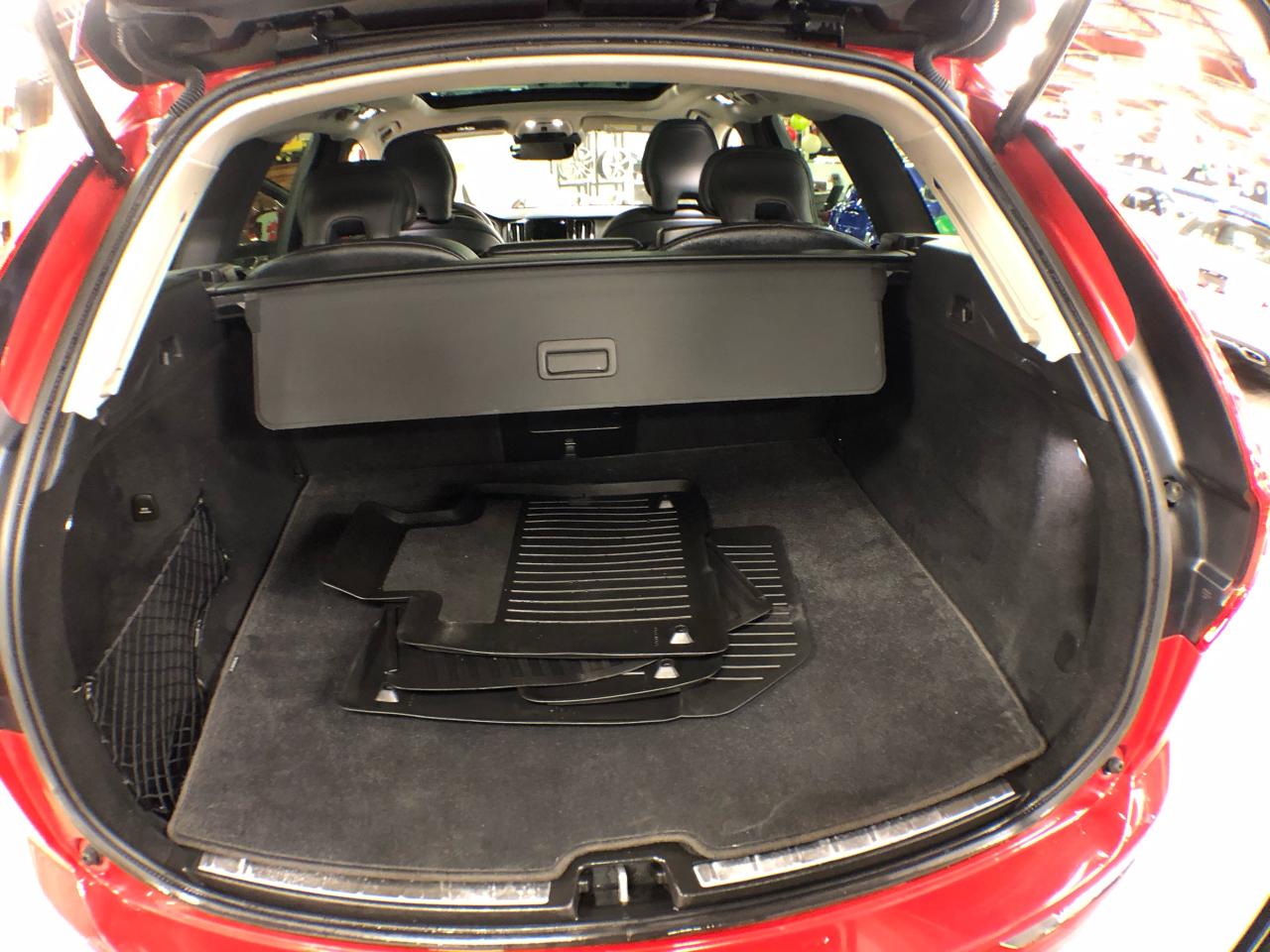 2018 Porsche Cayenne S AWD LEATHER PAN/ROOF NAVI B/SPOT L/ASSIST CAMERA Photo