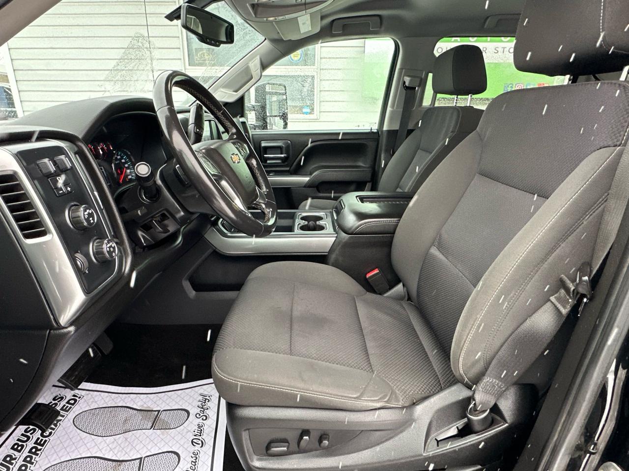 2018 Chevrolet Silverado 1500 LT  CREWCAB W/Nav+Power Seats+Backup cam Photo