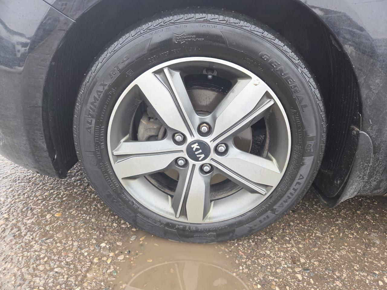 2018 Kia Forte LX, AUTO, 4 CYL, CAM, SCREEN, ONLY 186KMS, CERT Photo