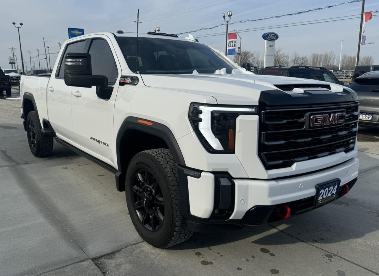 2024 GMC Sierra 2500 4WD Crew Cab 159" AT4 Photo