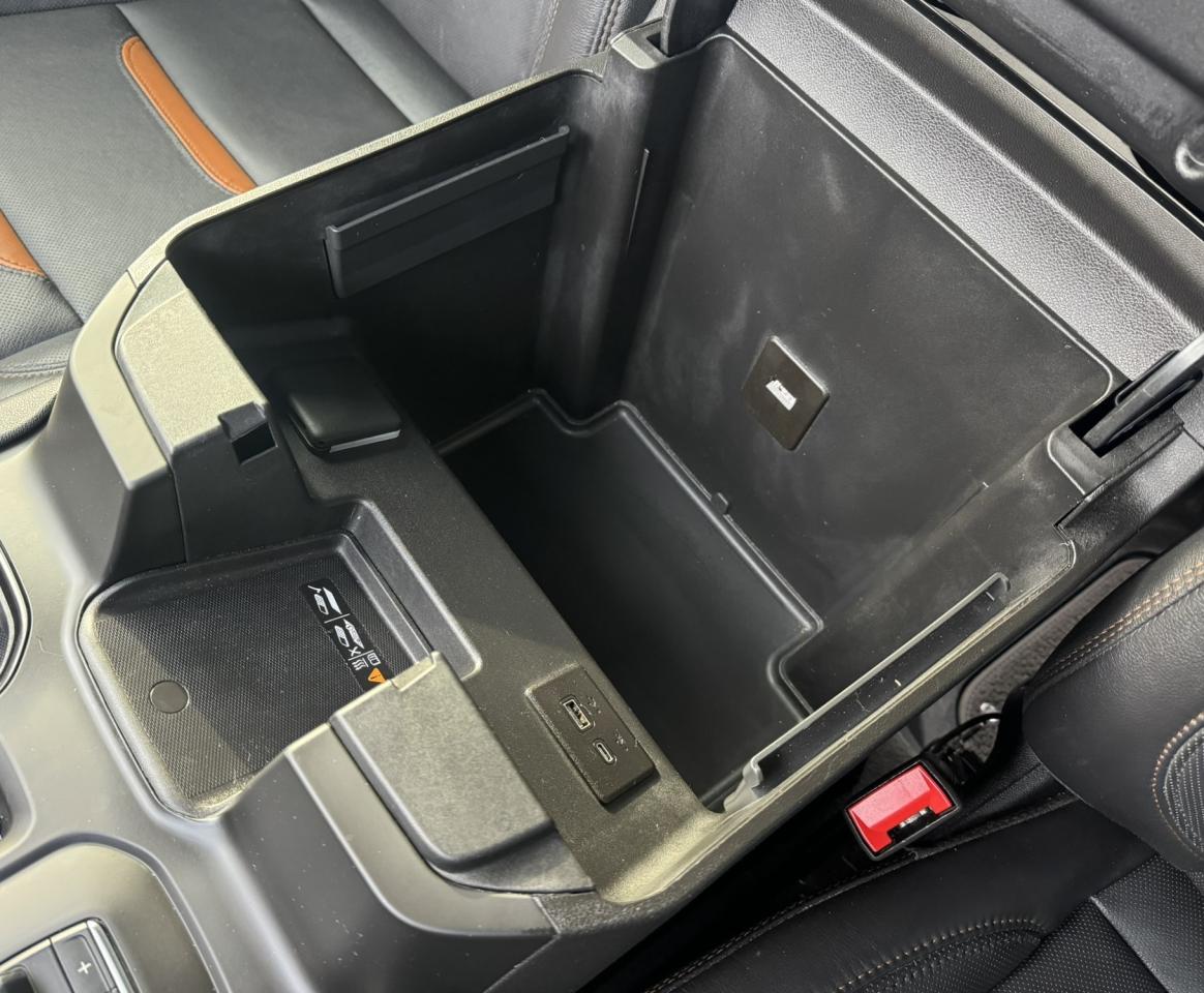 2024 GMC Sierra 2500 4WD Crew Cab 159" AT4 Photo