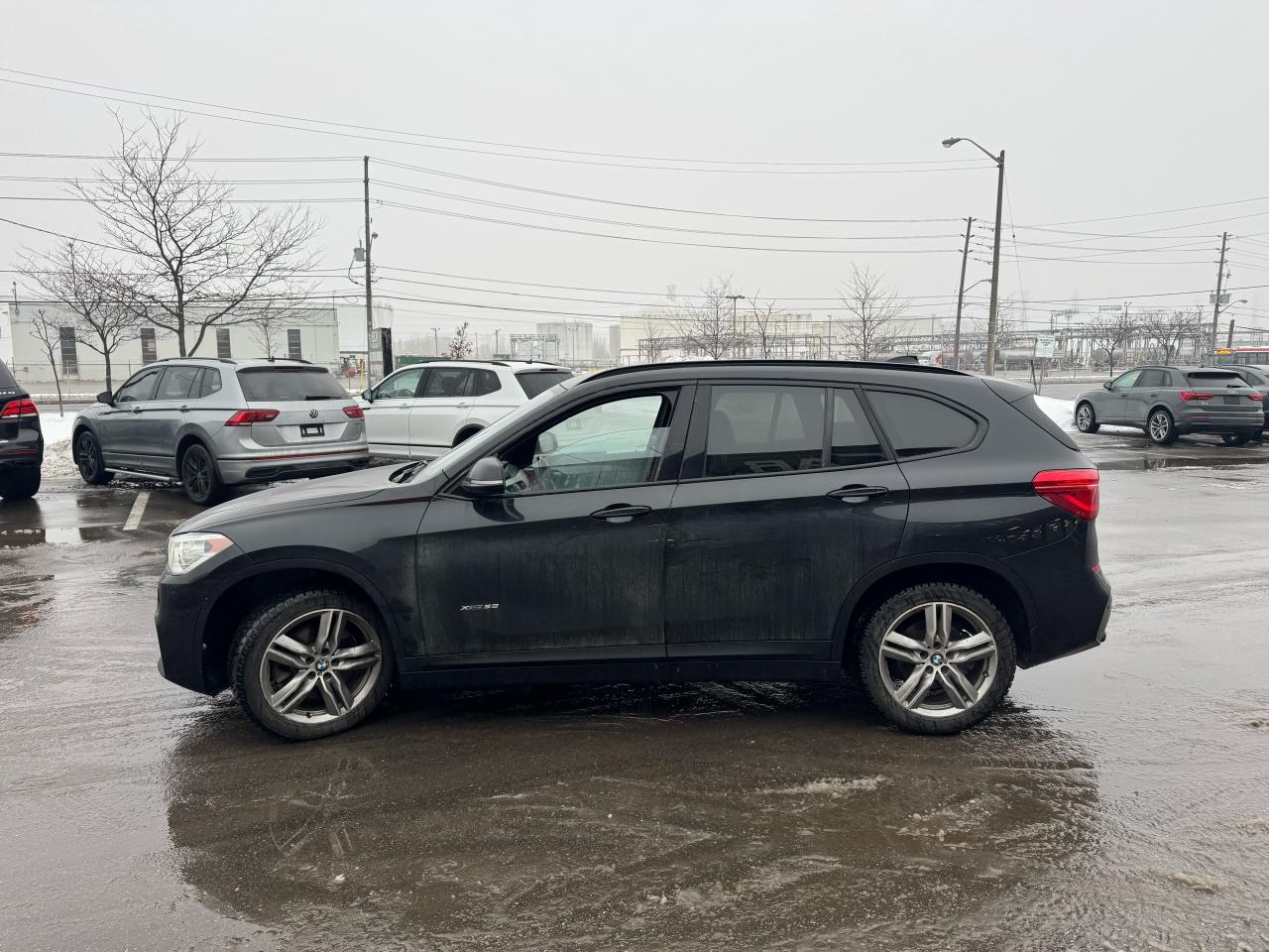 2018 BMW X1 XDRIVE M-SPORT PKG LEATHER PAN/ROOF NAVI B/SPOT Photo4