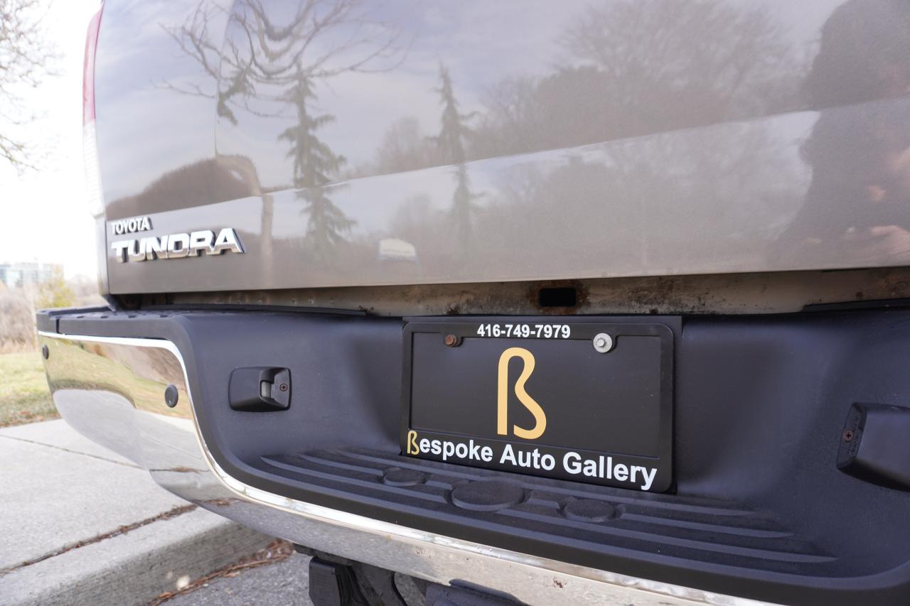 2007 Toyota Tundra LIMITED / CREWMAX / NAVIGATION / GREAT SHAPE /5.7L Photo