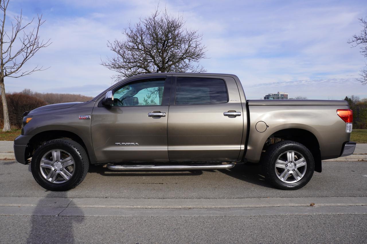 2007 Toyota Tundra LIMITED / CREWMAX / NAVIGATION / GREAT SHAPE /5.7L Photo