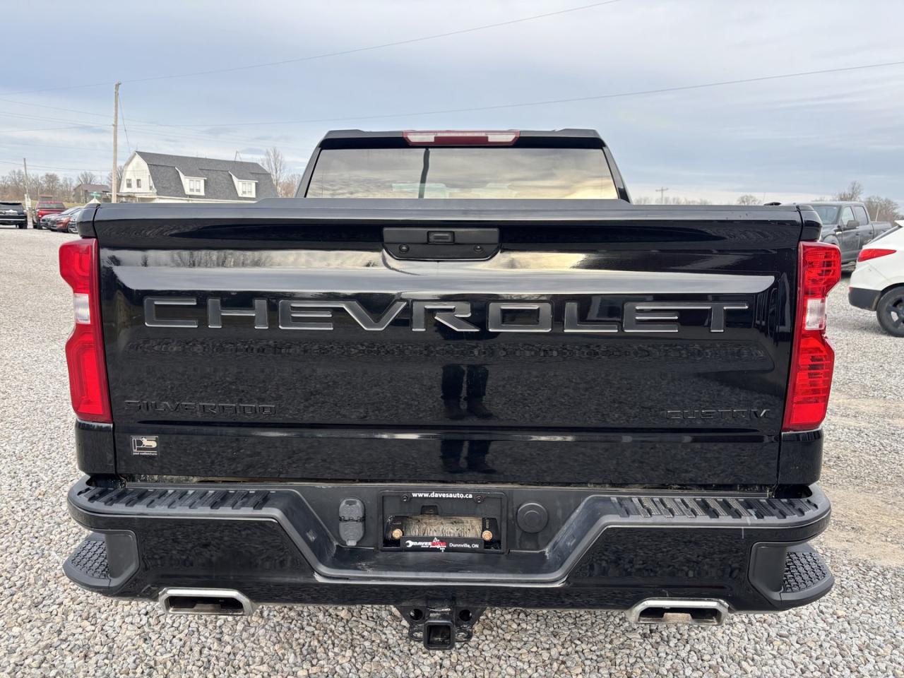 2021 Chevrolet Silverado 1500 Custom Crew Cab Short Box 4WD Photo