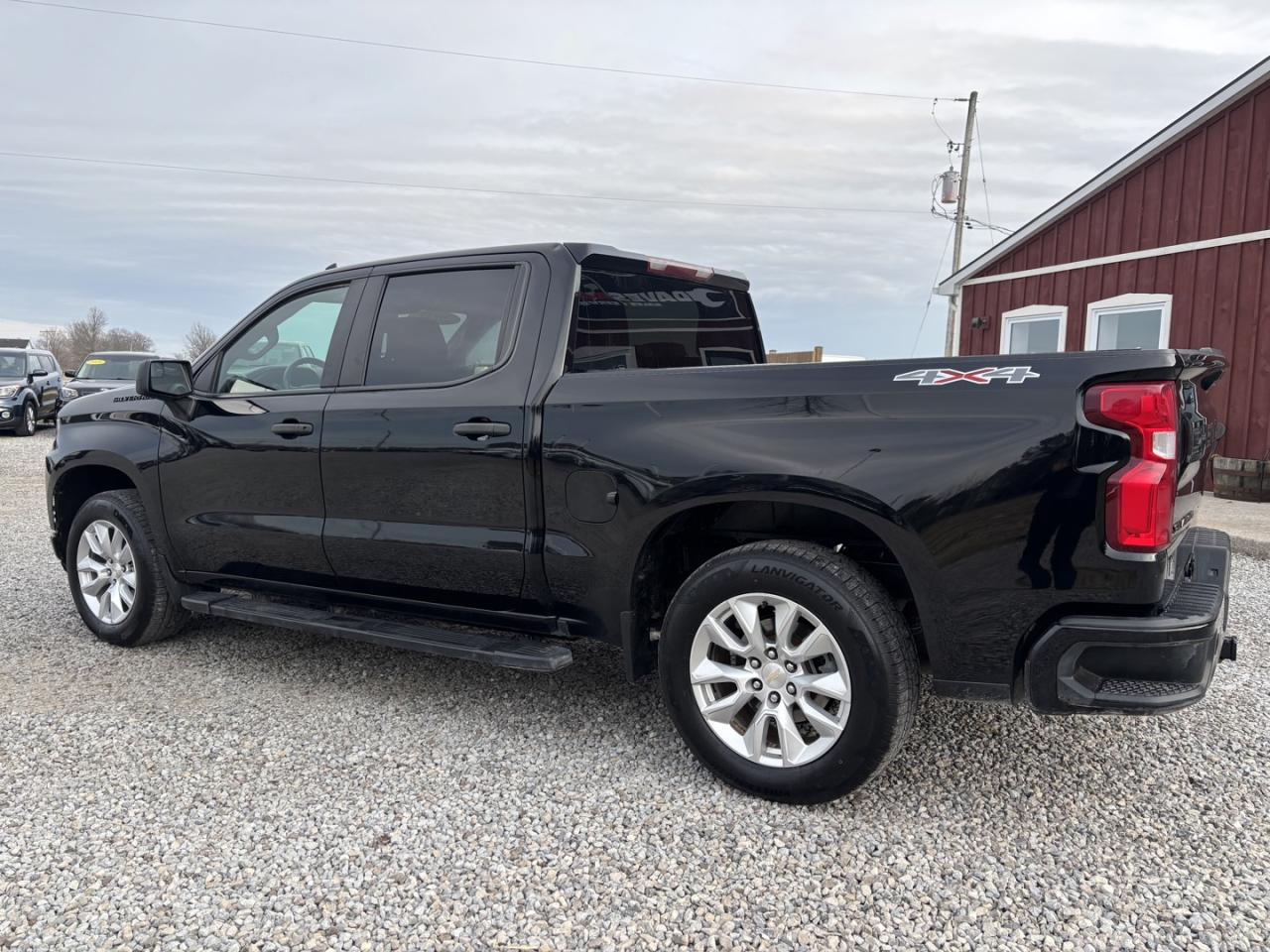 2021 Chevrolet Silverado 1500 Custom Crew Cab Short Box 4WD Photo