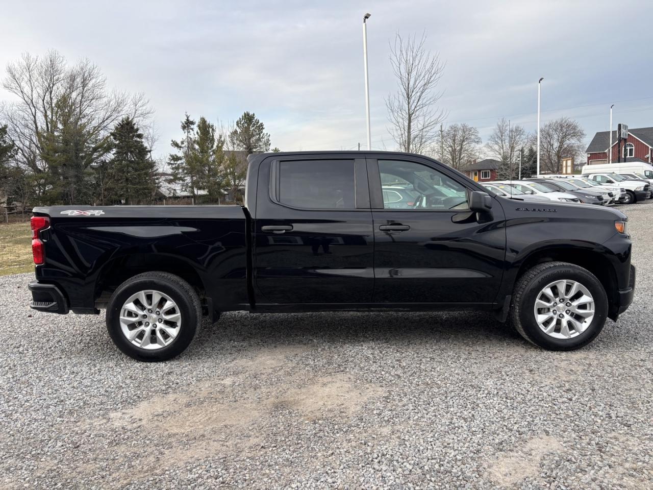 2021 Chevrolet Silverado 1500 Custom Crew Cab Short Box 4WD Photo