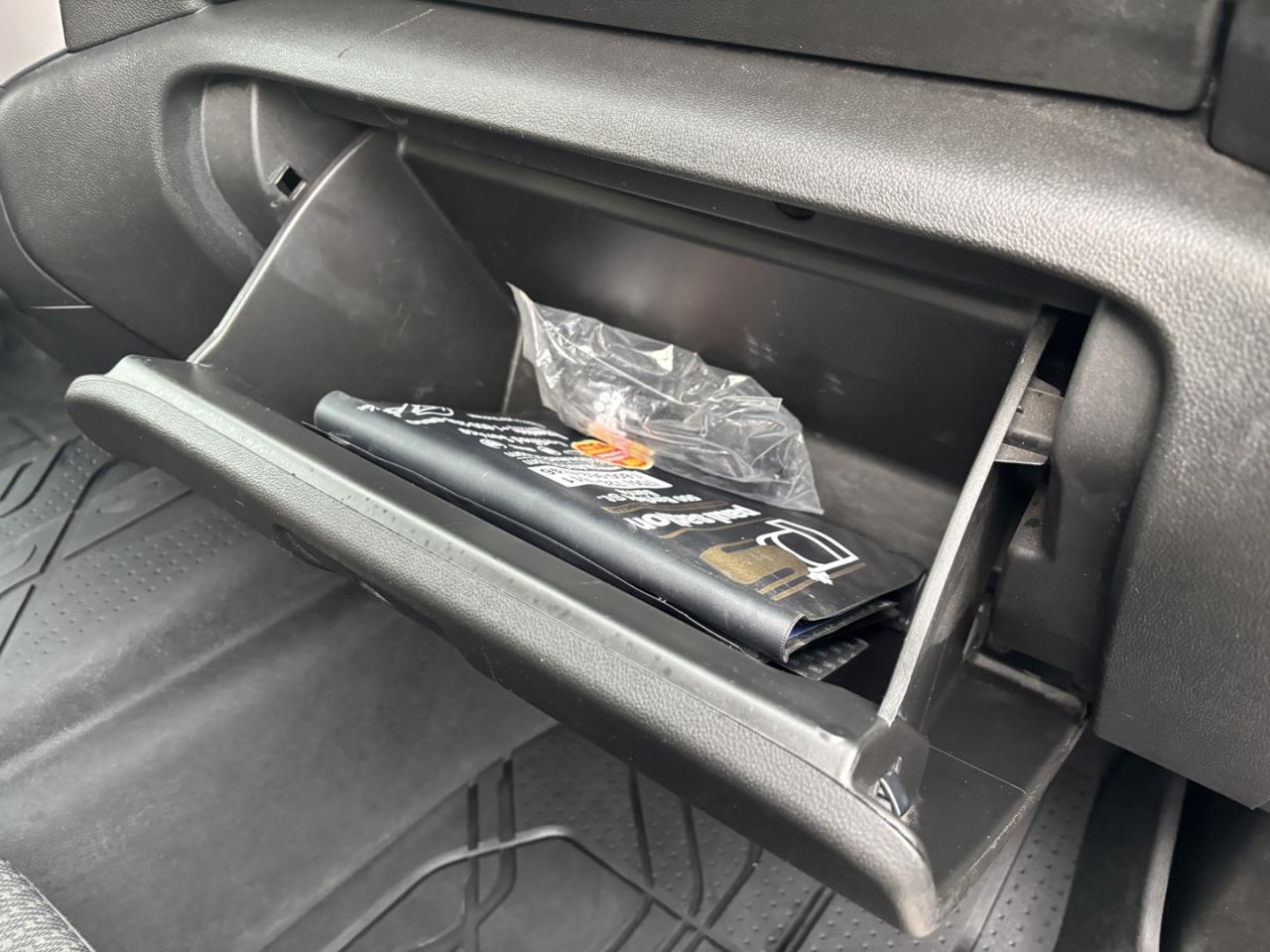 2021 Chevrolet Silverado 1500 Custom Crew Cab Short Box 4WD Photo