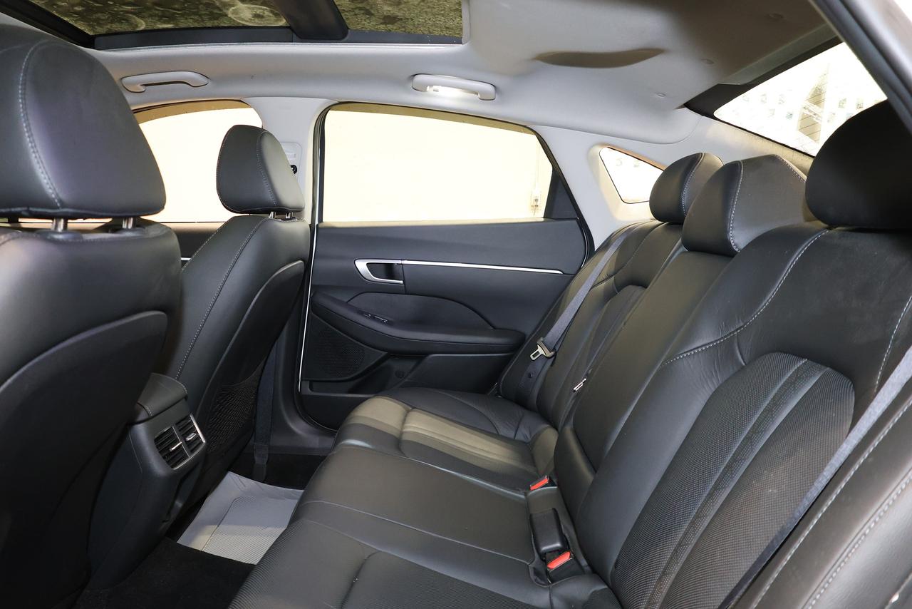 2020 Hyundai Sonata Luxury - LEATHER|PANO|CAMERA|2xRIM&TIRES Photo