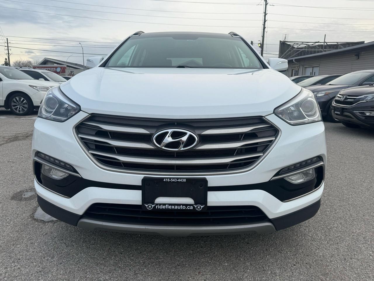 2017 Hyundai Santa Fe Sport Luxury Photo