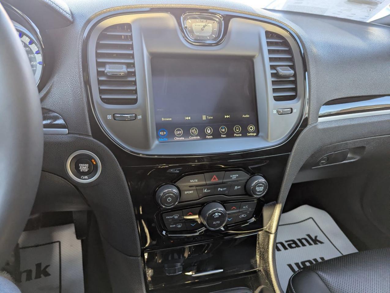 2023 Chrysler 300 300S AWD  NAVIGATION/PANARAMIC SUNROOF!! Photo