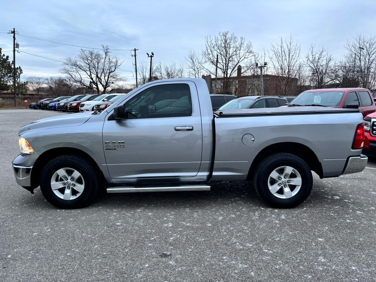 2019 RAM 1500 Classic SLT ** TOW PKG, CRUISE, AUTOSTART * Photo3