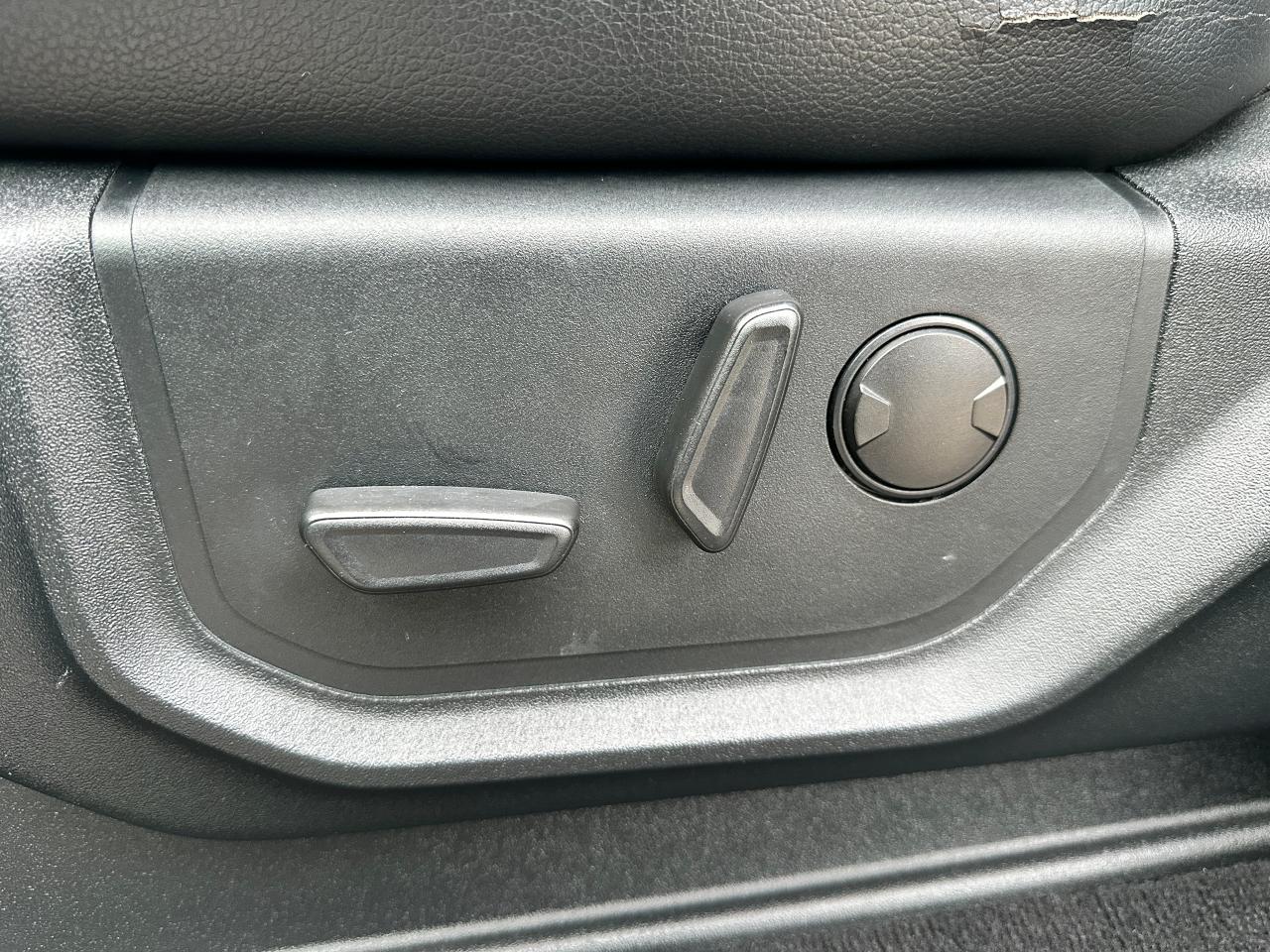 2020 Ford SUPER DUTY F-250 SRW LARIAT4x4Crew 6.7 Diesel Htd/Cool-Lthr Pano NAV XM Photo