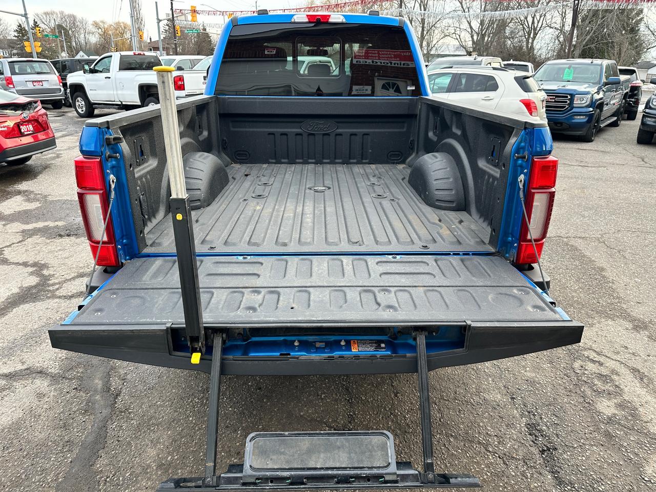 2020 Ford SUPER DUTY F-250 SRW LARIAT4x4Crew 6.7 Diesel Htd/Cool-Lthr Pano NAV XM Photo