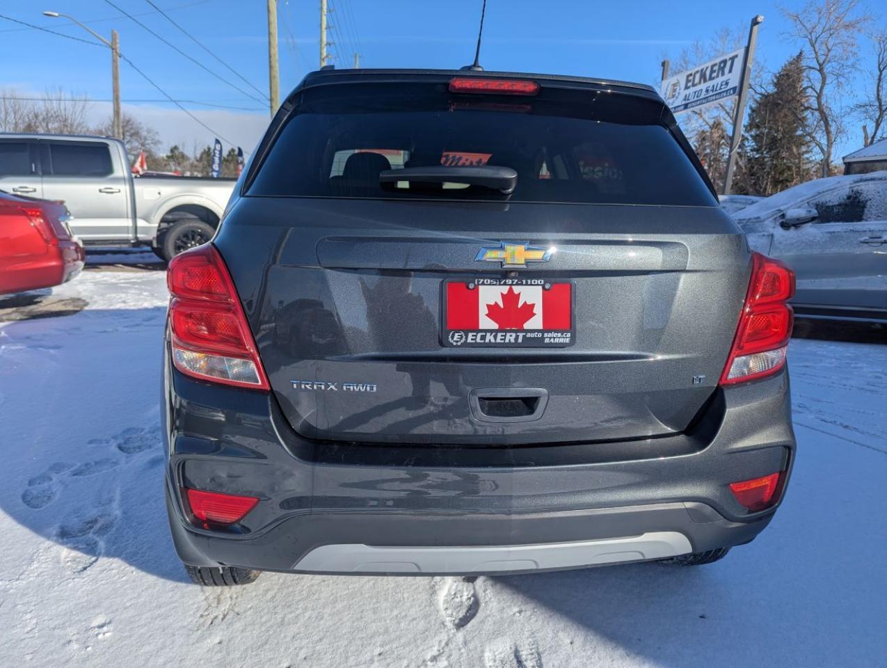 2019 Chevrolet Trax LT AWD WITH APPLE CARPLAY!! Photo