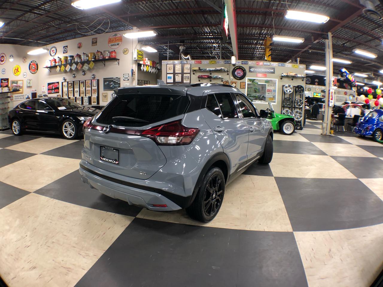 2021 Nissan Kicks SR LEATHER A/C A/CARPLAY L/ASSIST B/SPOT CAMERA Photo