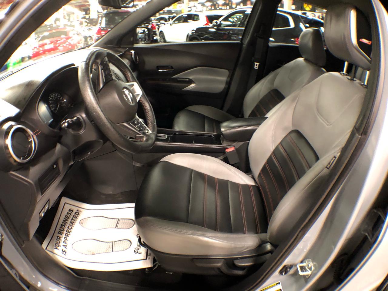 2021 Nissan Kicks SR LEATHER A/C A/CARPLAY L/ASSIST B/SPOT CAMERA Photo