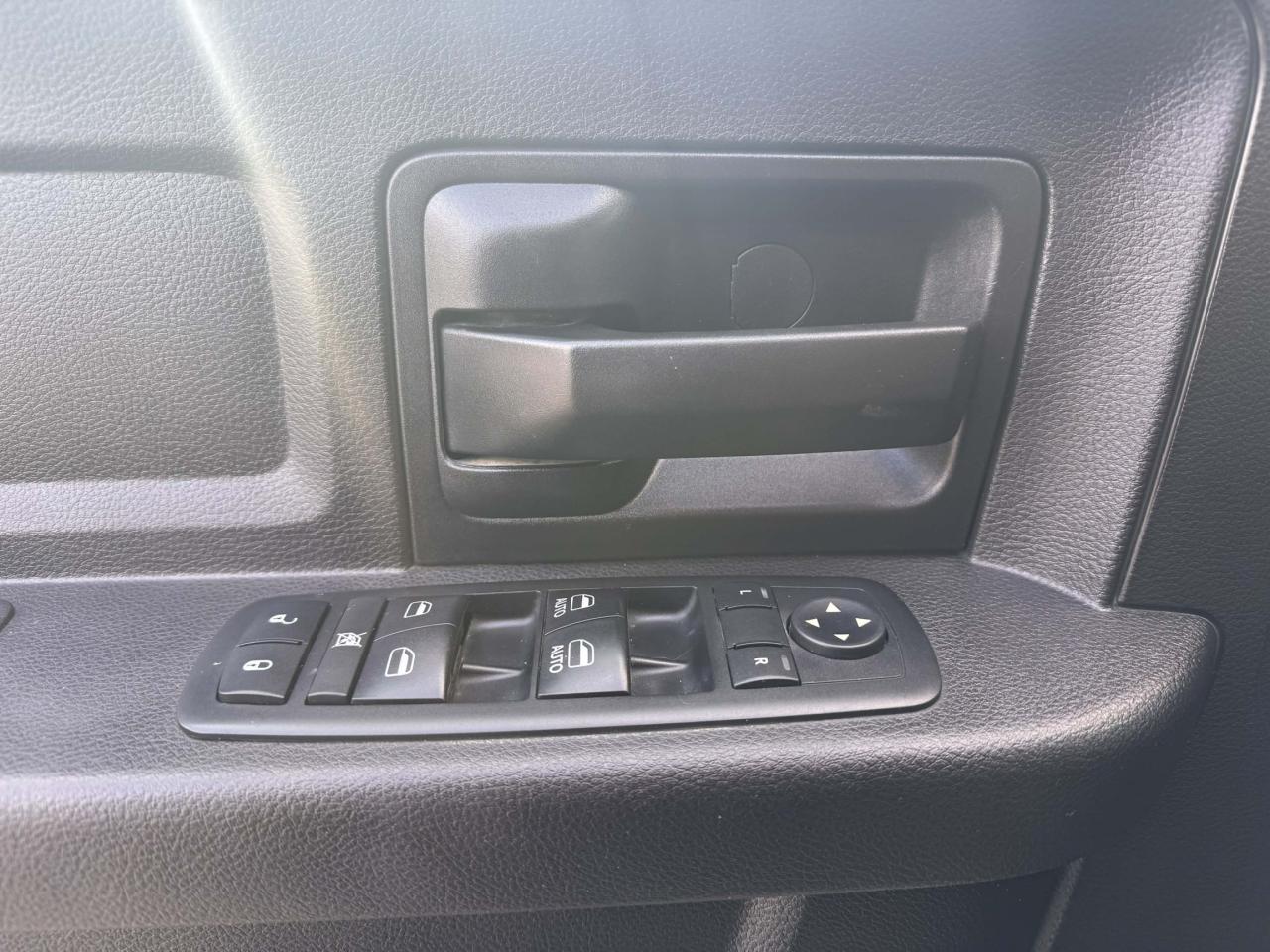 2017 RAM 1500 ST Photo