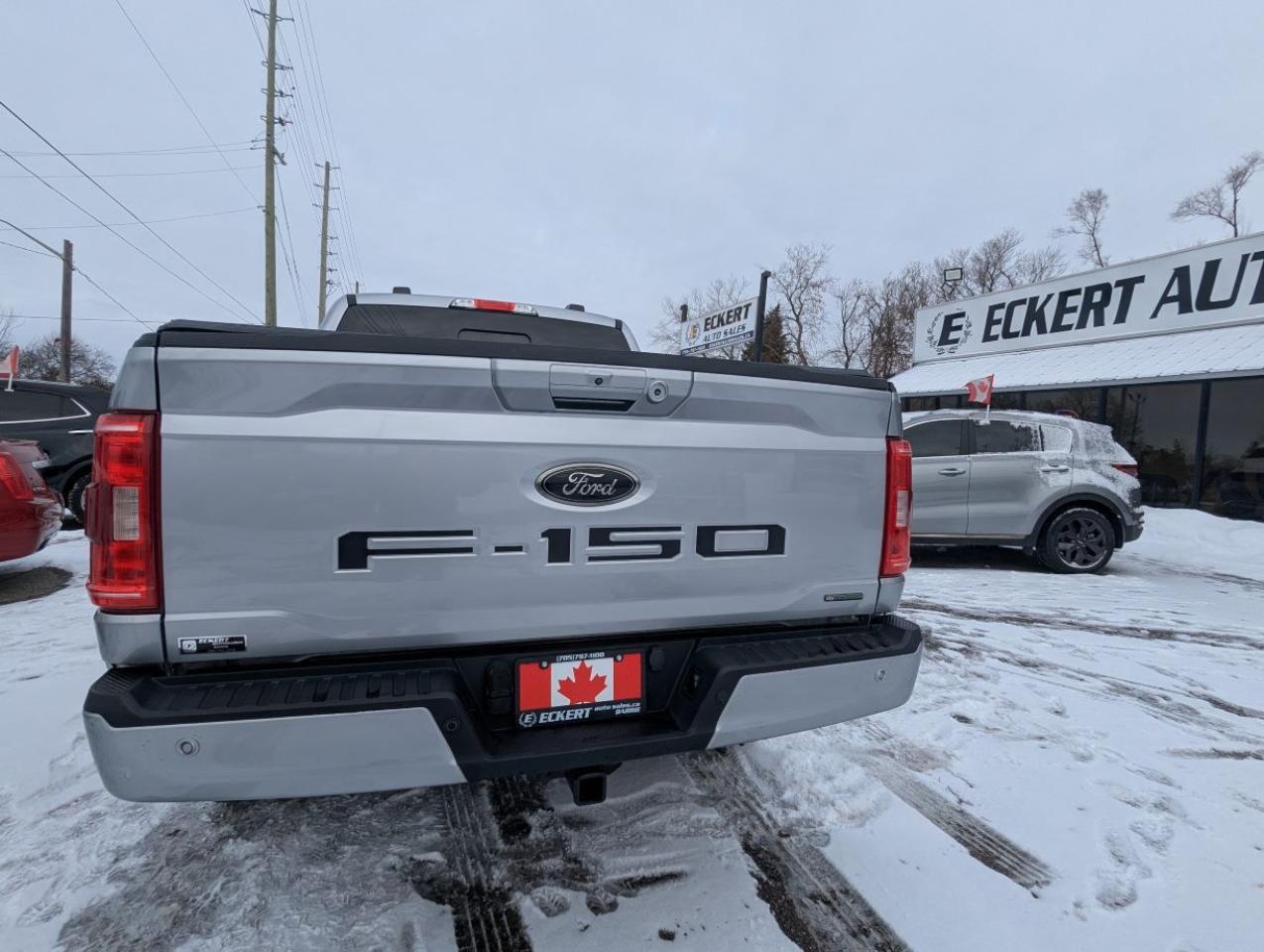 2022 Ford F-150 XLT WITH PANARAMIC SUNROOF!! Photo