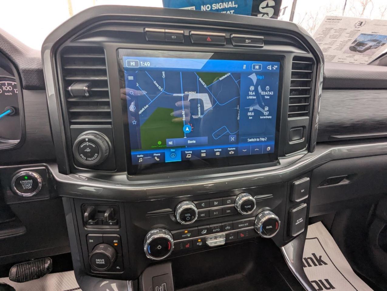 2022 Ford F-150 XLT WITH PANARAMIC SUNROOF!! Photo